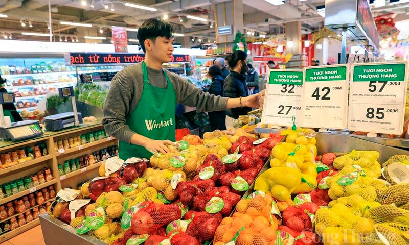 Bán lẻ hàng hóa và doanh thu dịch vụ tiêu dùng quý I tăng 10,9%