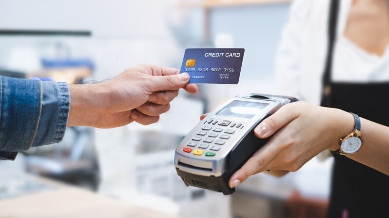 Quẹt thẻ tín dụng có cần nhập mật khẩu?