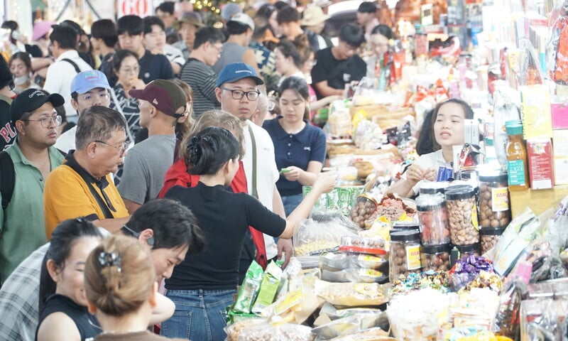 Đón 630.000 lượt khách, Đà Nẵng thu ngàn tỷ dịp tết Dương lịch 2026