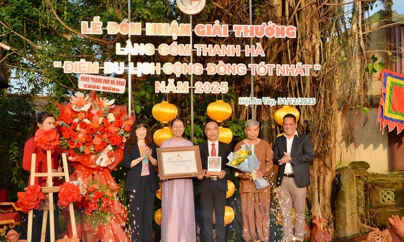 Làng gốm Thanh Hà là điểm du lịch cộng đồng tốt nhất năm 2025