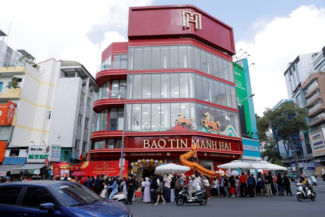Khai trương cửa hàng lớn nhất của Bảo Tín Mạnh Hải tại TP. Hồ Chí Minh