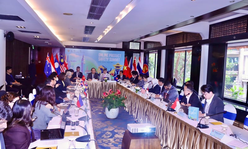 Việt Nam - Anh bắt tay kiểm soát an toàn sản phẩm trên môi trường số