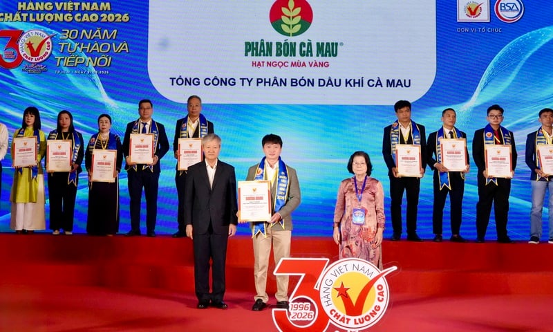 Phân bón Cà Mau giữ vững danh hiệu Hàng Việt Nam chất lượng cao 2026