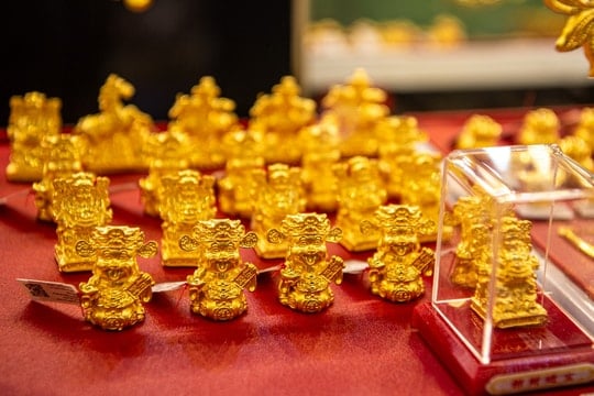 Dự báo giá vàng ngày mai 23/5: SJC và vàng nhẫn giảm nhẹ, thị trường đang chờ cú bứt phá mới?