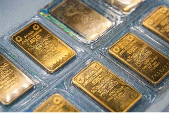 Thị trường kim loại quý hôm nay 29/11/2025: Giá vàng tăng sát đỉnh cũ