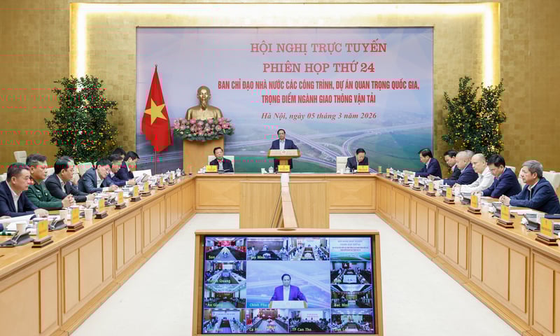 Thủ tướng yêu cầu đẩy nhanh dự án giao thông, phát triển hạ tầng theo nguyên tắc '5 hóa'