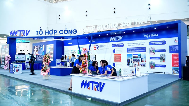 Chùm ảnh: Hội nghị quốc tế về công nghệ đường sắt hiện đại