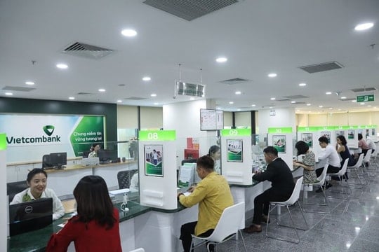 Lãi suất Vietcombank mới nhất tháng 5/2026: Gửi 100 triệu được bao nhiêu tiền lãi?