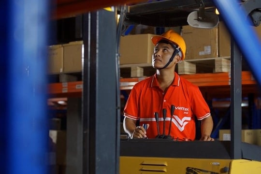 Công đoàn Viettel Post muốn hạ sở hữu bất chấp giá cổ phiếu VTP vừa giảm 43%