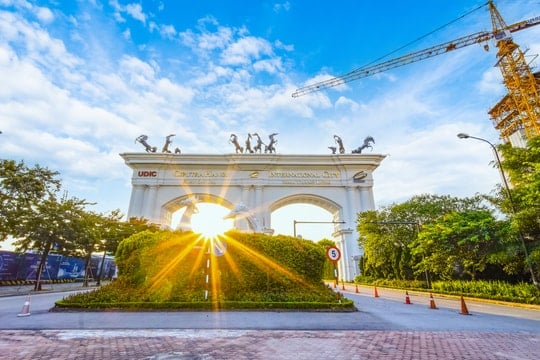 Dồn dập các khu đô thị mới, vì sao BĐS Ciputra - Tây Hồ Tây vẫn giữ ngôi vương?