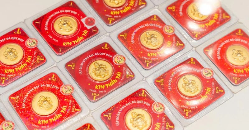 Giá vàng hôm nay (28/4): Rời xa mốc 4.700 USD/ounce