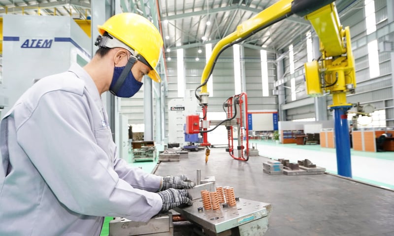 Luật Công nghiệp trọng điểm: Cú hích nào cho các ngành chủ lực?