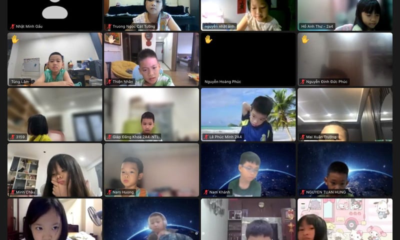Hà Nội: Nhiều trường học trực tuyến vì mưa lớn