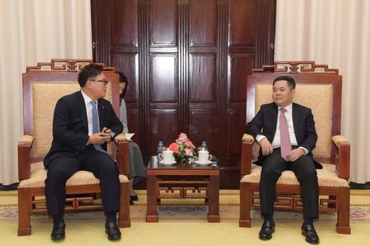 Phó Thống đốc Nguyễn Ngọc Cảnh tiếp Tổng Giám đốc Công ty TNHH Dịch vụ Thông tin NICE