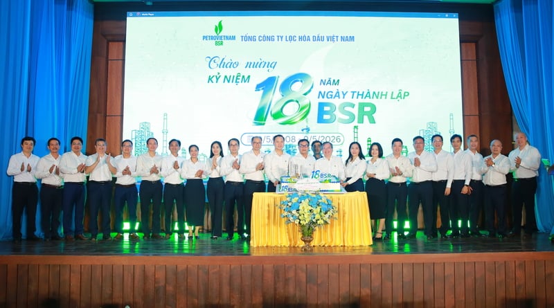 6c15b9a2d010d8ecd0bb7636ceaea365.jpg