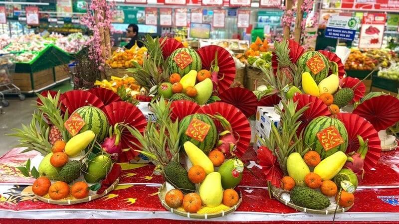 Mâm ngũ quả 'cháy hàng' ngày cận Tết