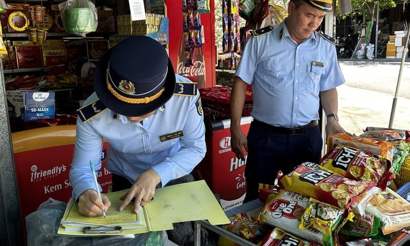 Hà Tĩnh: Nắm bắt thị trường, đảm bảo nguồn cung hàng hóa sau mưa lũ