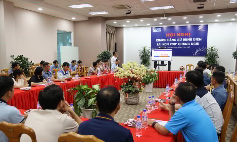 PC Quảng Ngãi: Tổ chức hội nghị khách hàng sử dụng điện