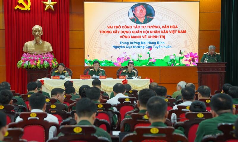 Xây dựng quân đội vững mạnh từ nền tảng chính trị