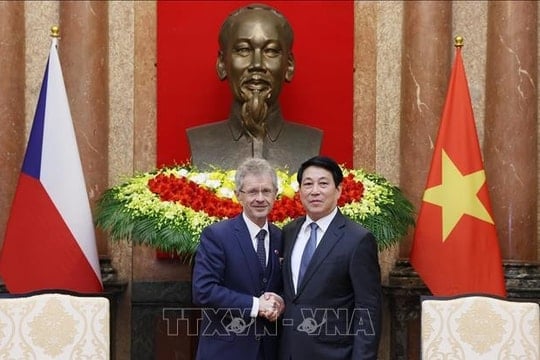 Chủ tịch nước Lương Cường tiếp Chủ tịch Thượng viện Cộng hòa Séc