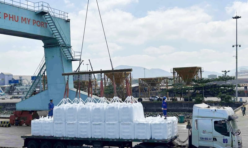 Phú Mỹ đẩy mạnh xuất khẩu ure kỹ thuật, tận dụng giá thế giới tăng cao