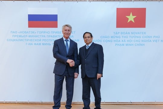 Thủ tướng thăm tập đoàn khí đốt hàng đầu của Nga, thúc đẩy các dự án LNG lớn tại Việt Nam