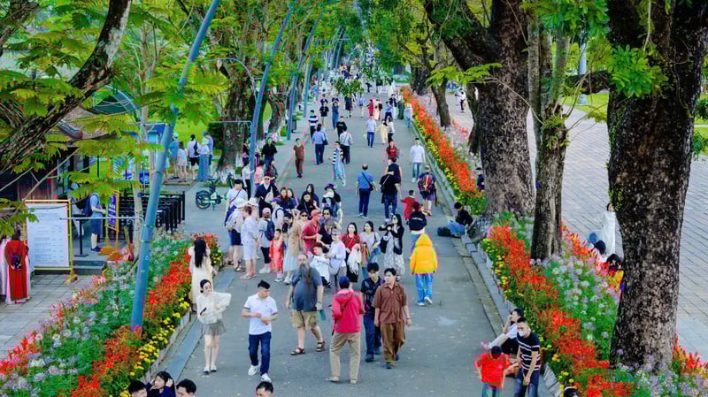 Thành phố Huế: Doanh thu du lịch 6 ngày nghỉ tết đạt hơn 730 tỷ đồng