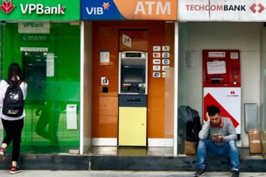 Nhiều nhóm khách hàng có thể bị Vietcombank, BIDV... dừng toàn bộ giao dịch