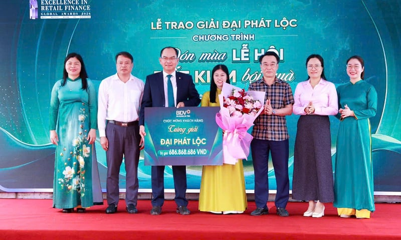 Khách hàng may mắn “đón lộc” hơn 686 triệu đồng từ BIDV