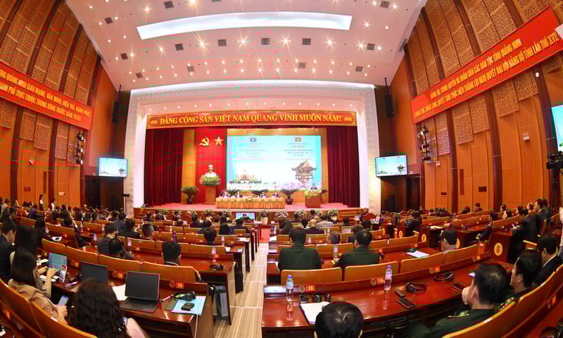 Giải pháp tạo thuận lợi cho hợp tác thương mại, công nghiệp, năng lượng Việt - Lào