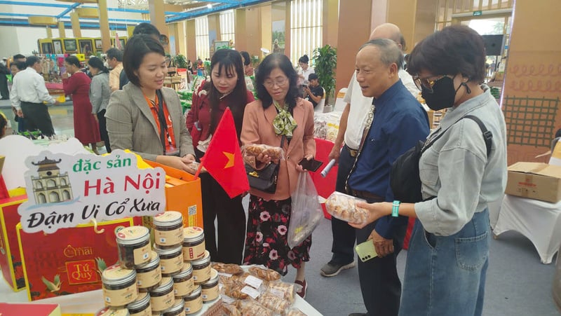 Sản phẩm OCOP Hà Nội lan tỏa giá trị nông sản Việt tại Hội chợ Mùa Thu