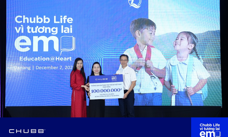 'Chubb Life – Vì tương lai em' san sẻ với trẻ em khó khăn và chịu ảnh hưởng bởi bão lũ