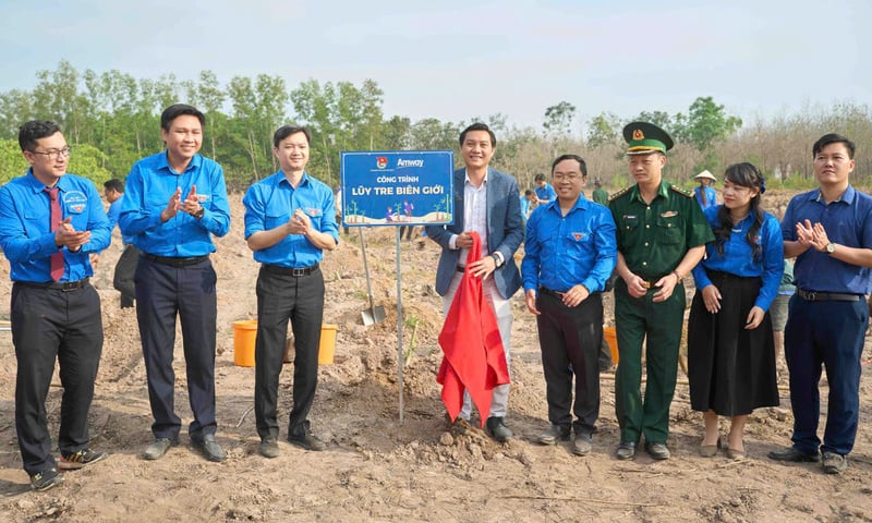 Amway Việt Nam và Trung ương Đoàn thực hiện công trình “ Lũy tre biên giới”