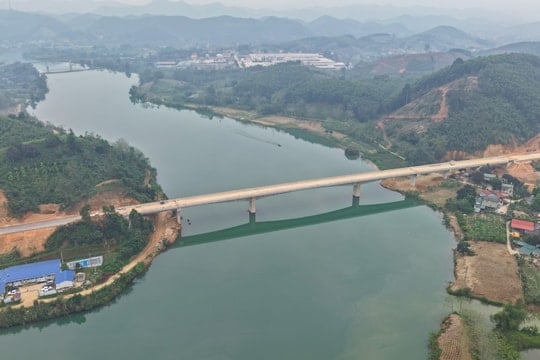 Đèo Cả tăng tốc thi công hoàn thành 22 cầu trên cao tốc Tuyên Quang - Hà Giang