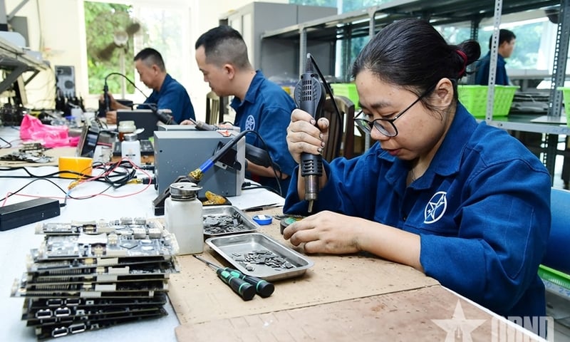 Z755 và hành trình nửa thế kỷ giữ mạch thông tin quân sự