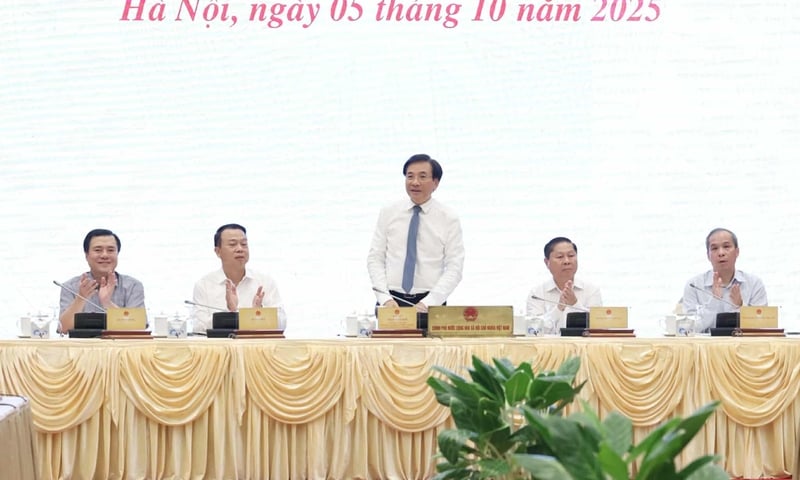 Họp báo thường kỳ tháng 9: Xuất nhập khẩu tiếp tục là điểm sáng