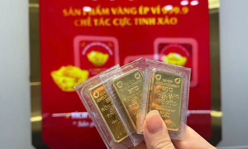 Giá vàng hôm nay (5/5): Vàng thế giới giảm sâu, trong nước tăng nhẹ