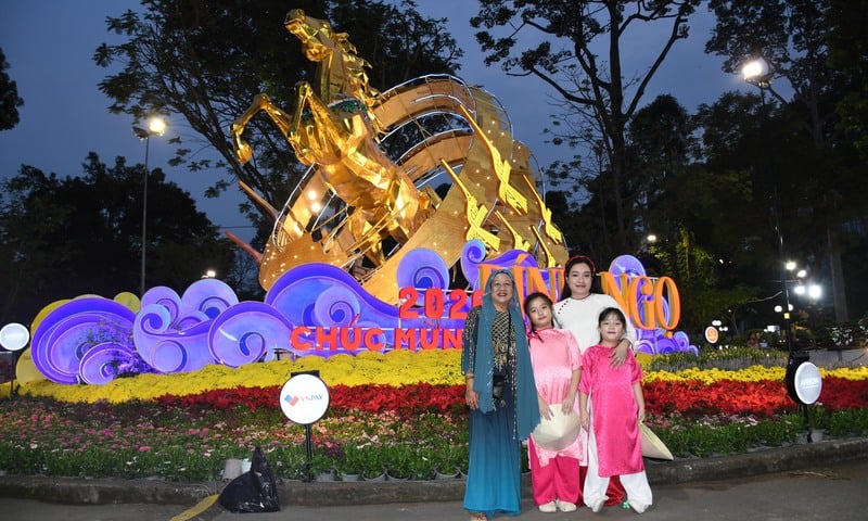 Hội hoa xuân TP. Hồ Chí Minh 2026: Xuân hội tụ, vững bước vươn mình