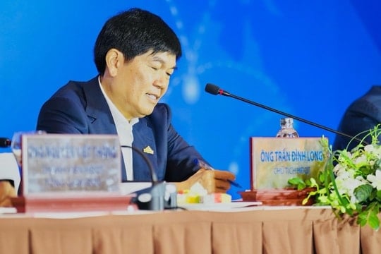 Thấy gì từ động thái của lãnh đạo Hòa Phát trước trận đánh lớn ngành nông nghiệp?