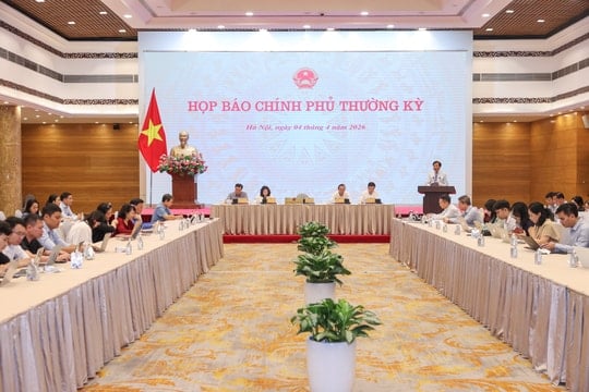 Họp báo Chính phủ: KTXH quý I/2026 phát triển tích cực, nhiều ngành tăng trưởng bứt phá