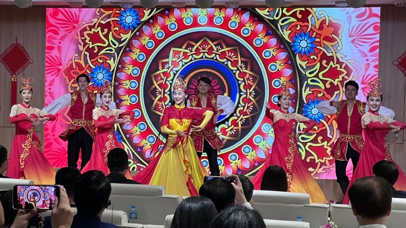 Giới thiệu văn hóa Tân Cương, hưởng ứng Năm hợp tác du lịch Việt - Trung