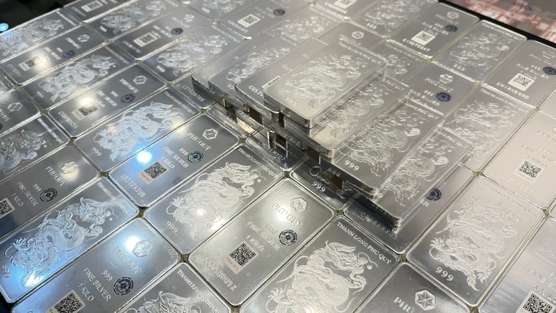 Giá bạc thế giới hưởng lợi gì khi công nghệ xe điện 'nở rộ'?