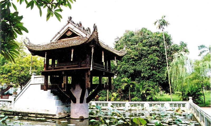 Hà Nội cần có một tháp hoa sen
