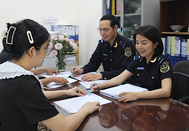 Hải quan Khu vực II: Tuyên truyền pháp luật, gắn với chống thất thu ngân sách