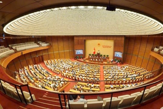 Quốc hội biểu quyết thông qua 4 luật
