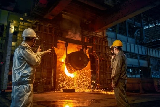 Hòa Phát (HPG) và loạt doanh nghiệp đồng loạt tăng giá bán sản phẩm: Đáy của ngành thép đã đi qua?