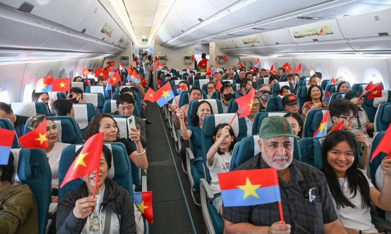 Vietnam Airlines tổ chức chuyến bay kỷ niệm Ngày Giải phóng miền Nam