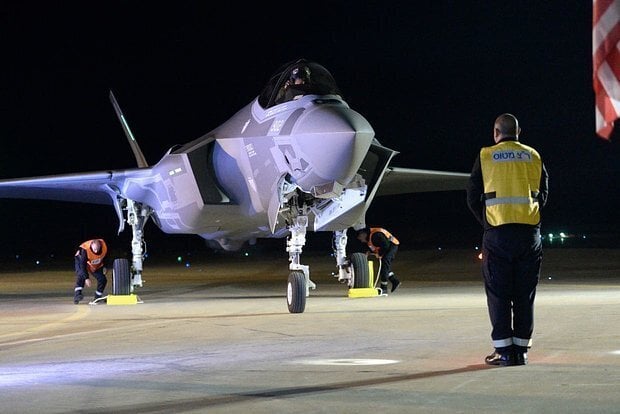 Phi công Israel có thể nhìn xuyên thân máy bay F-35I?