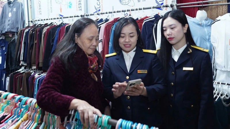 Hộ kinh doanh có doanh thu trên 1 tỷ đồng phải dùng hóa đơn điện tử