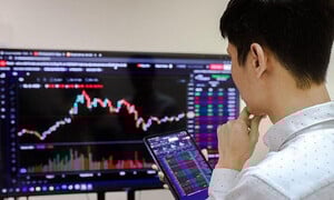 Thuế 20% trên lãi chứng khoán: Cần lộ trình dài hơi để tránh 'cú sốc' thị trường